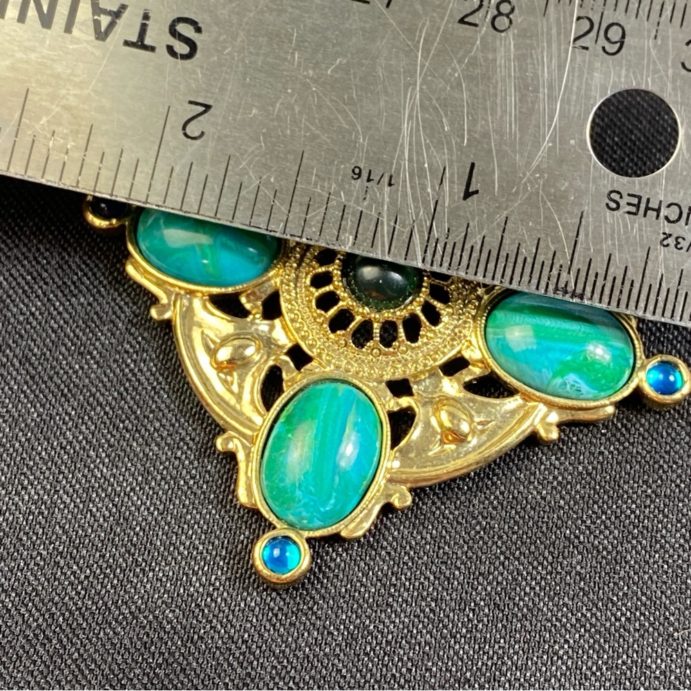 Vintage 1928 Chain Necklace Gold Tone Faux Pearl & Blue Green Cabochons 28" - Picture 10 of 12